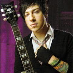 dism_sigit's profile picture. Revormasi lebih baik...