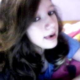 quem muito , te critica no fundo , te admira ;) 33 !!
