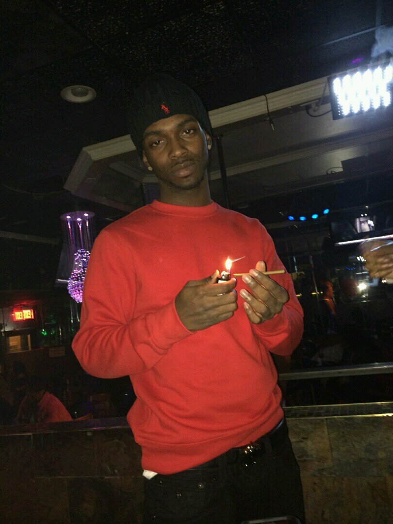 Stuffin bands in gucci shoe box