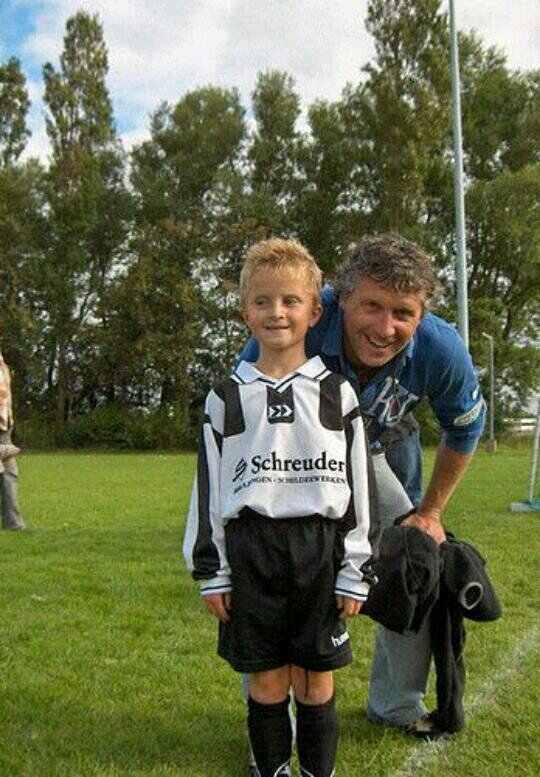 CR7 held/AJAX/op het voetbalveld/love my friends/