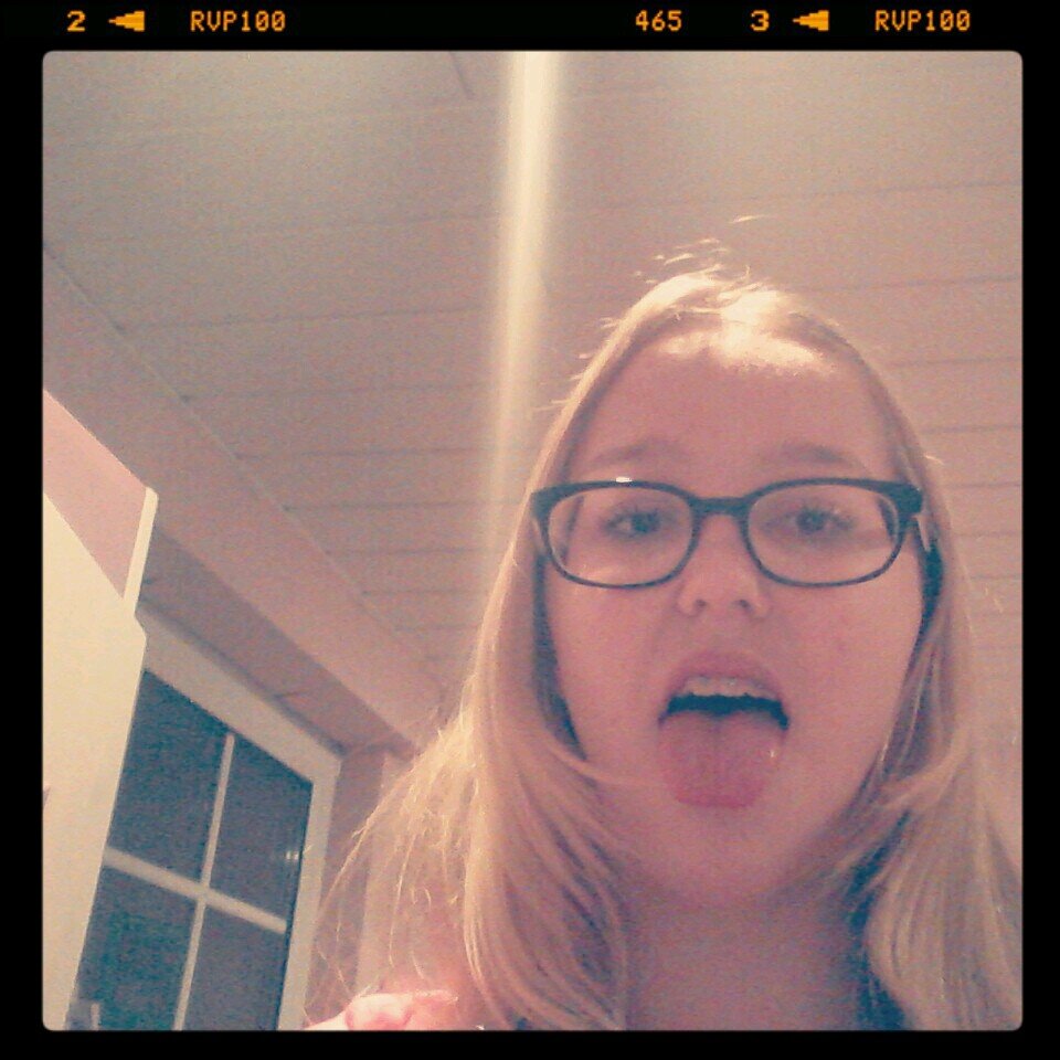 I Lovee My Realfriends And I Lovee Mainstreet And Rihanna Xx  ♥♥ ♡♡ ★★ ☆☆
