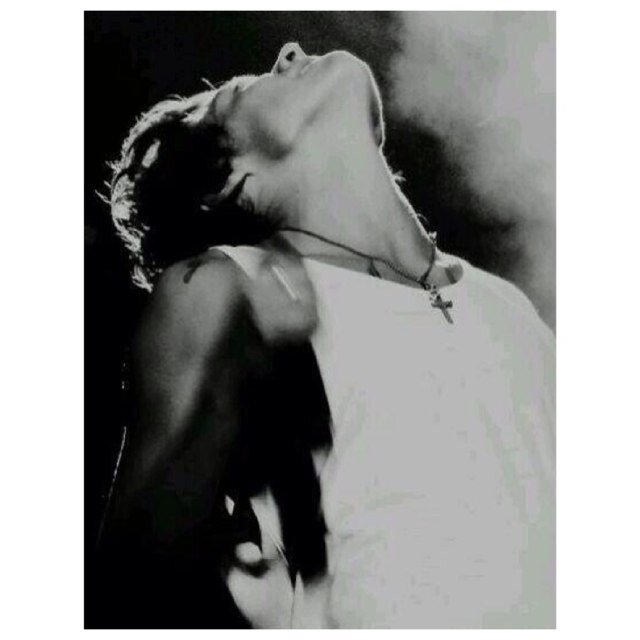 dont follow this acc follow @zestfulzouis
