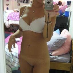Sexy girl looking for lovers