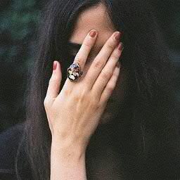 alyusy's profile picture. .