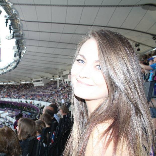 liz_mannn's profile picture. Peace and love ✌️Music and mountains. 
I love the Walking Dead and AHS.
Fiona Goode is my queen.
http://t.co/09JFghHDtf