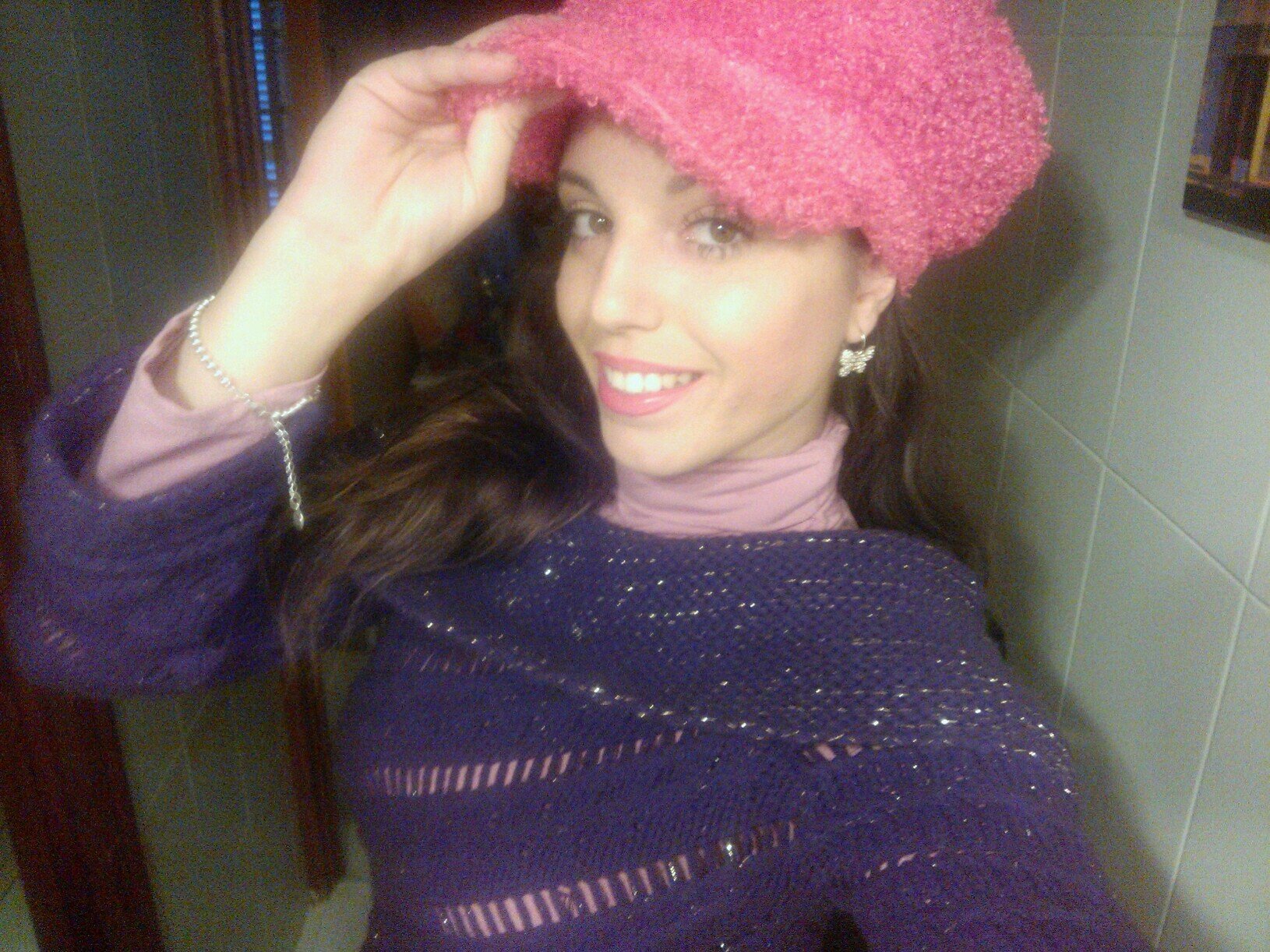 dulCmentPeligrosa,puroFuegoinapagable,enamoradiza pro indomable,Princesa!No tuJugete.mala?talvezprounikaalavez.sueño inalcanzable,laflor+bonitapero la +venenosa