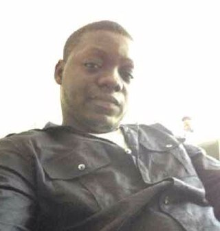 Born in bariga made in lagos #Team Islam#Team Arsenal.#.Legislative mind #Born toRule# Instagram Olorunishola1.BscEd TASUED,Msc UNILAG