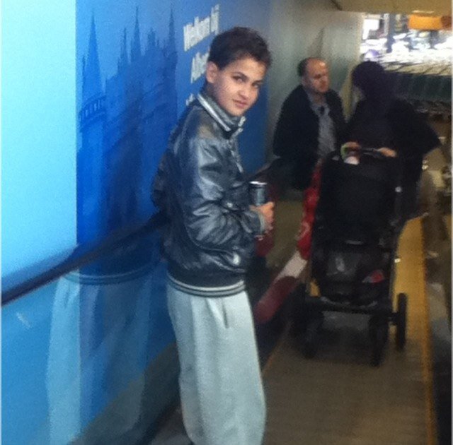 |Ewa its mooie ouassim|brothers w/ chicks & matties| overal & nergens| loove mijn mama|Challaaazzzzz|BoelerBoy030