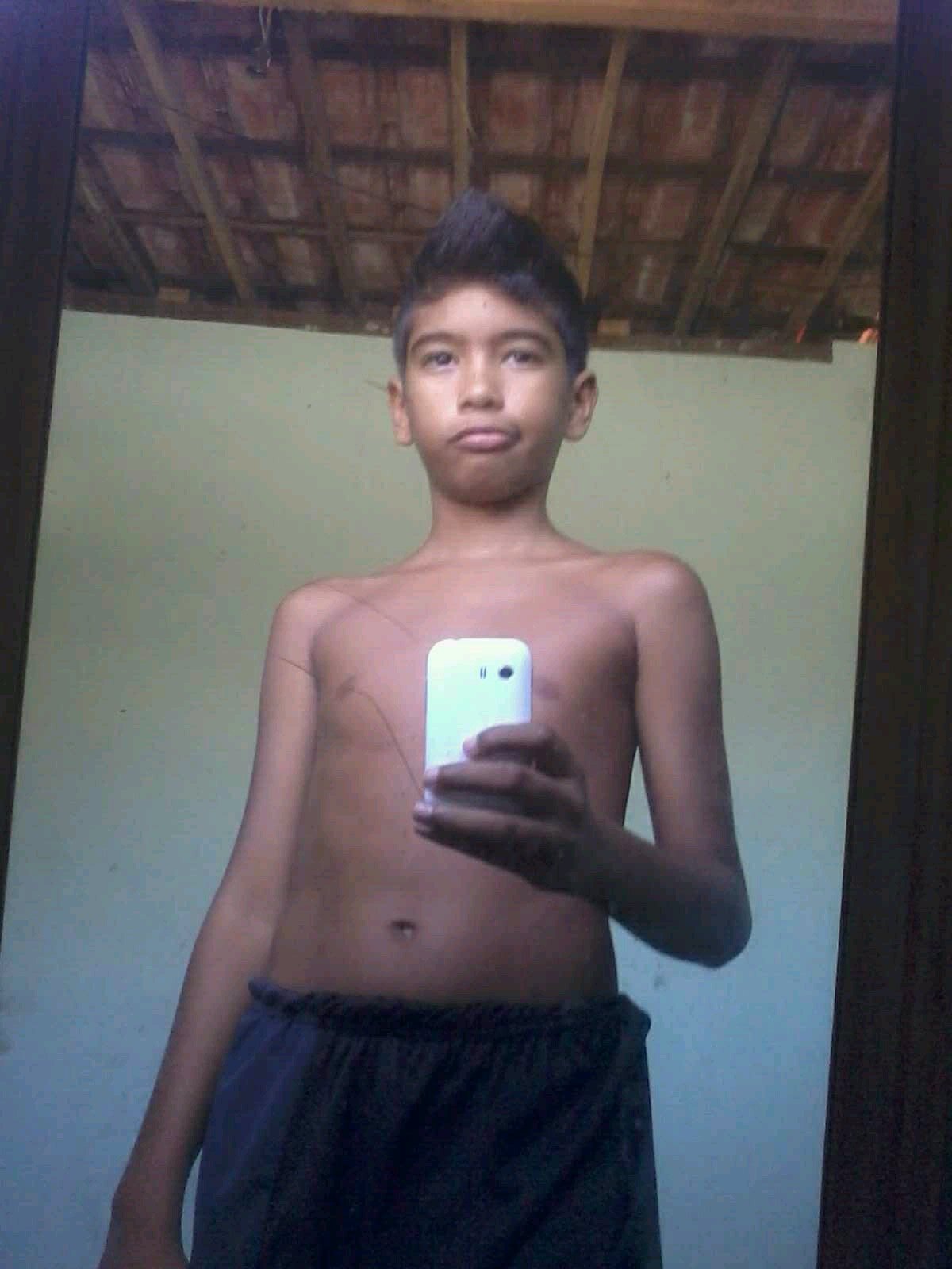 O Tempo passa , a mascara cai , as pessoas mudam e a vida vai