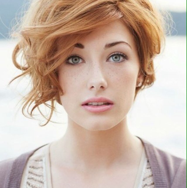 I don't say much,but a look it everything.Owner of the Storybrooke Flower Shop {OUATRP,Age:21,Single}