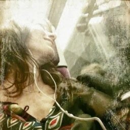 vguylaine's profile picture. graphic designer / photographer