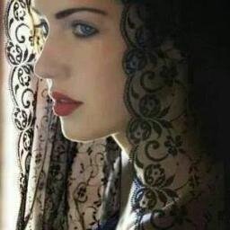 حَيآتنآ جَميلة .. إن سَلّطنآ عليهآ ضوءً من [ ألأملْ ] .,!ْ~ *