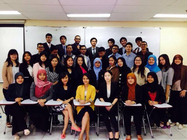 Official Twitter of International Relations Students UI Batch 2012 | FB : Hubungan Internasional UI 2012 | Email: hubunganinternasionalui2012@gmail.com
