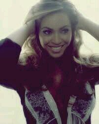 Acredite no que você sente por dentro, e dê a seus sonhos as asas para voar.  Welcome #BeyHive.