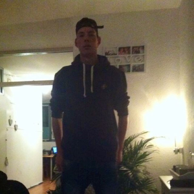 LangeDannyy's profile picture. 