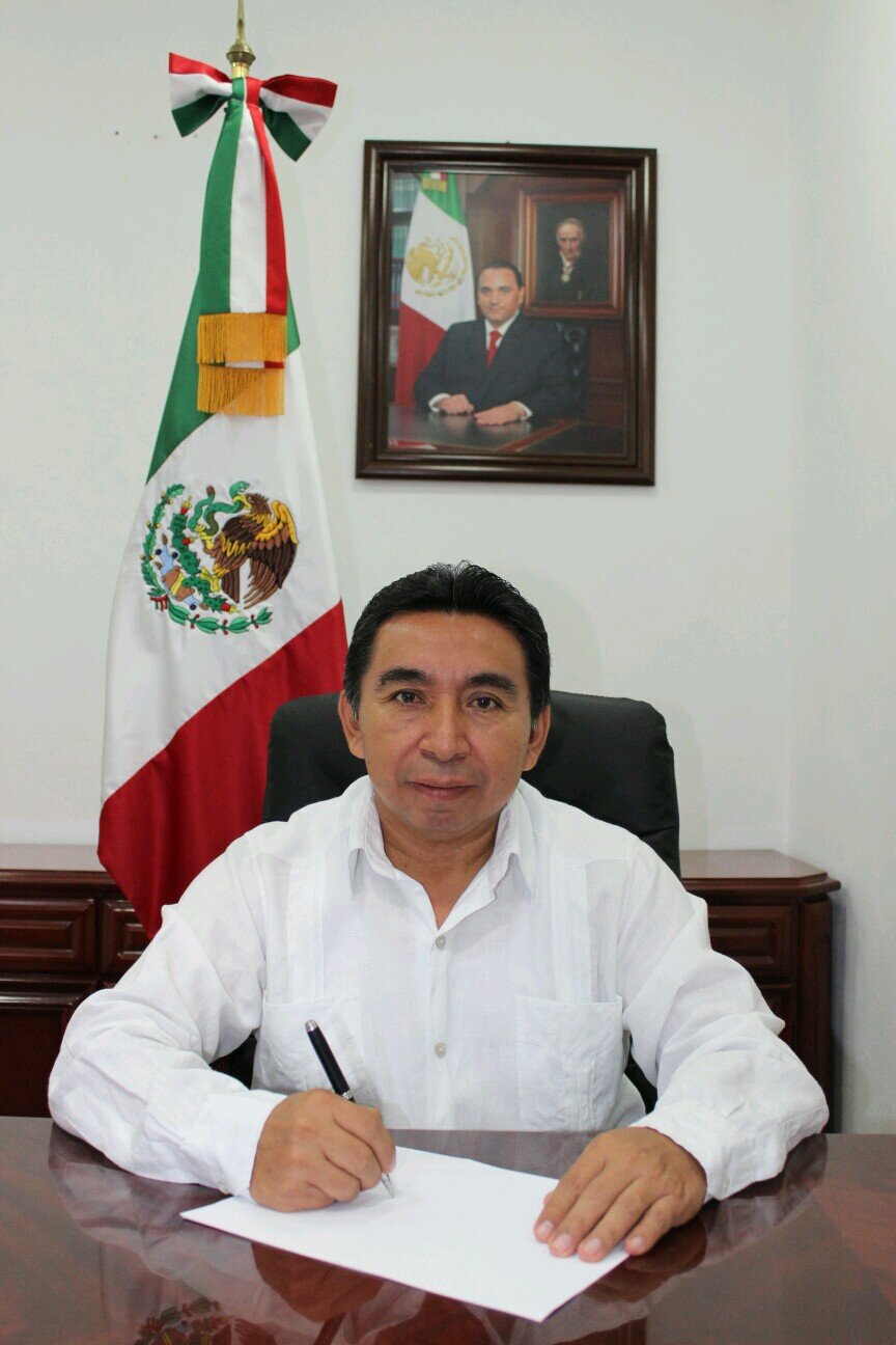 PRESIDENTE MUNICIPAL DE LAZARO CARDENAS.