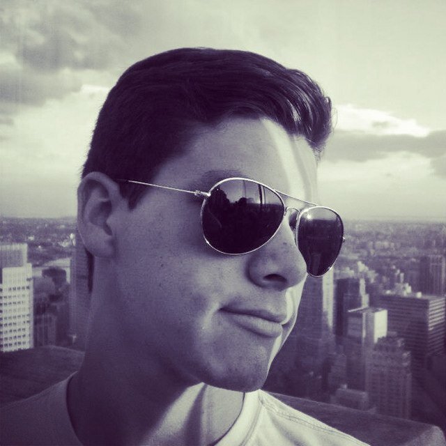 My official twitter account. snapchat: maxyt94 instagramer: maxyt94 youtuber: TheMaxT94 
you know life how it is......