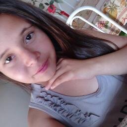 Deixe seu sorriso mudar o mundo , mas não deixe que o mundo mude seu sorriso ...