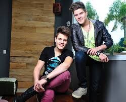 eu amo Breno e Caio Cesar AMOR INCONDICIONAL