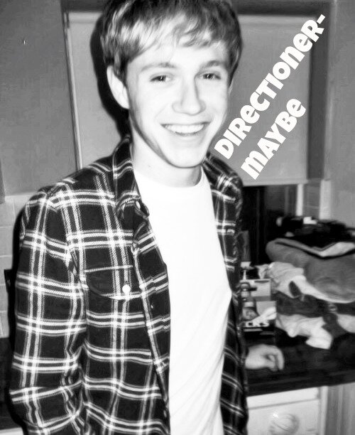 ellebell28's profile picture. 19, one direction, 5sos, little mix.