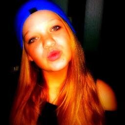 Dit meisje is alles voor me, niemand komt aan dr. mn zusje, op nummer 1. Ik hou van je ♥ kuss x ♥