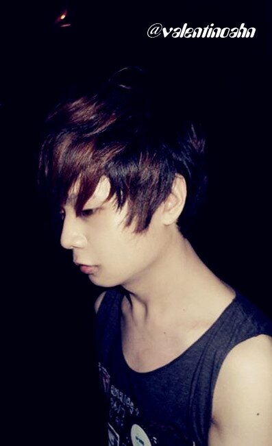 ValentinoAhn's profile picture. follow me i fllw back. wkwkwk. - Whatever you do, never stop dreaming :)