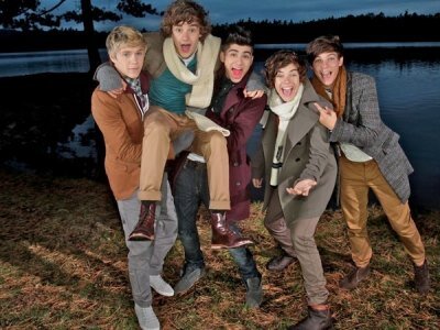 hello i´m fun i´m Darcy 1D fan  and I like  meeting new people I am a bit sentimental 1D direct sometimes and my favorite is niall & Harry  and Zayn,liam,louis