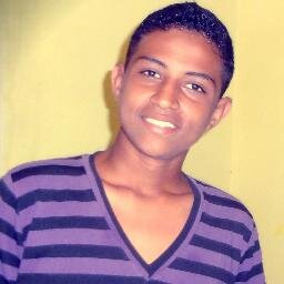 - Mesmo que seja estranho, seja você (88' * ♪