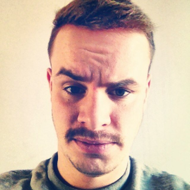 Simon_BigSi's profile picture. Purveyor of Fine Arts and Women