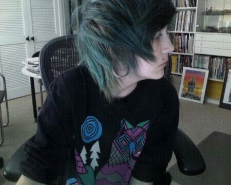 Shy___Andrew's profile picture. Hii, my name is Andrew and I like sex c: Single, bi and looking. Talk to me! ;)