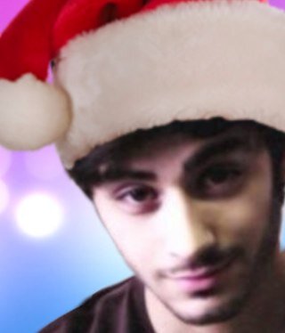 follow @twerkinggnialll or i will steal ur food