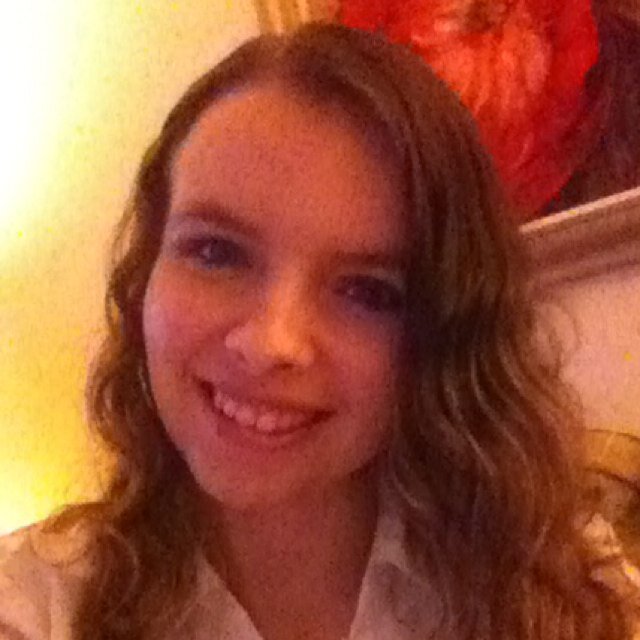 Small town girl living life happily and free :) 3 #ifollowback #leo Kik: crystalgibbons Instagram: snowflakecc2013 Facebook: Crystal Cynthia Gibbons