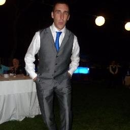 wannabe triathlete & wannabe pro punter!... & wannabe best godfather & uncle in the world. Now using my Business account @WHorizens Pls Follow.
