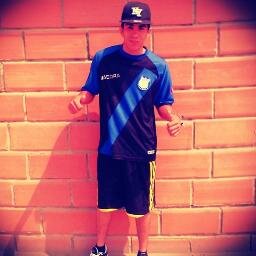 Na! q te puedo decir: mi nombre Galo Vargas konosido en el kaserio komo EL ZIETE!! y soy un buen amante al perreo!! intenso!! =D!! pin:7BA958F8