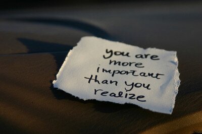 This just a reminder to you to not feel alone bc I love u lots x I love u so much please stay strong my loves x~ @L0VABLENIALL pls dm me if ur feeling down x