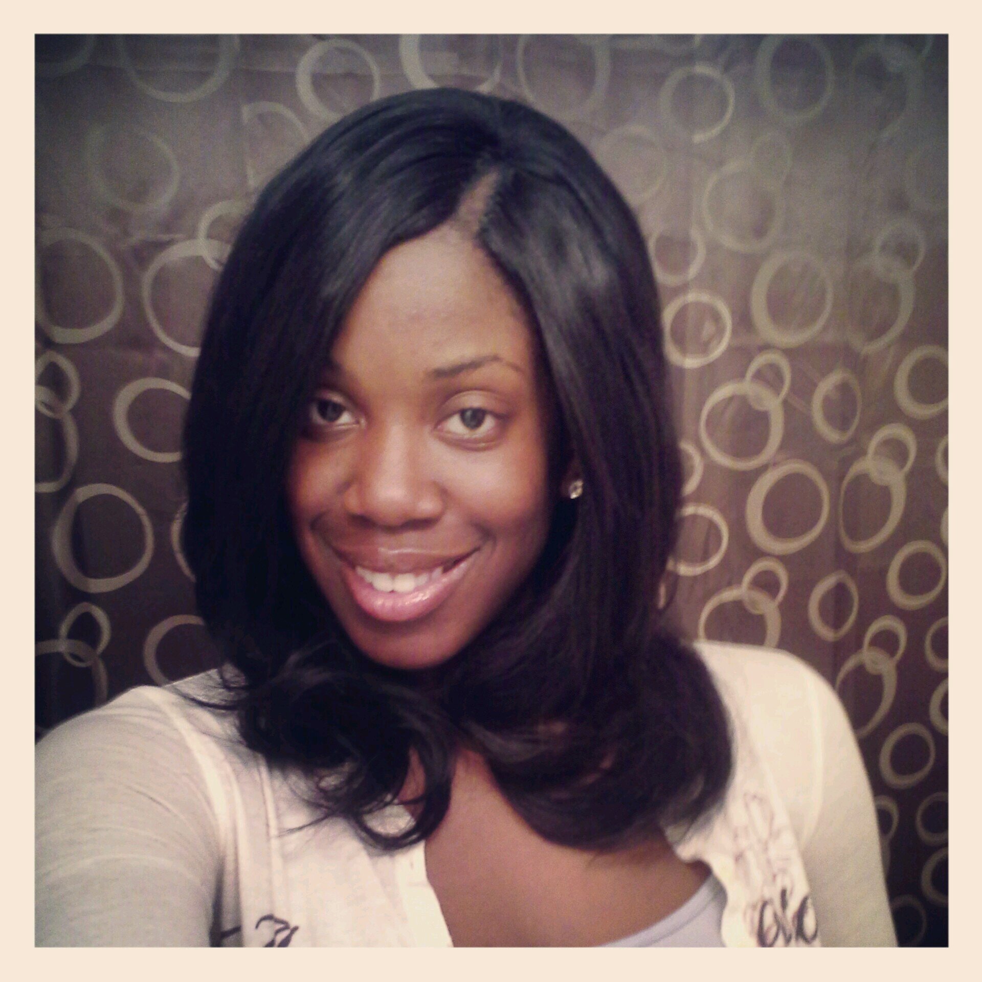 xenamungo's profile picture. An ordinary girl with an extraordinary tale.