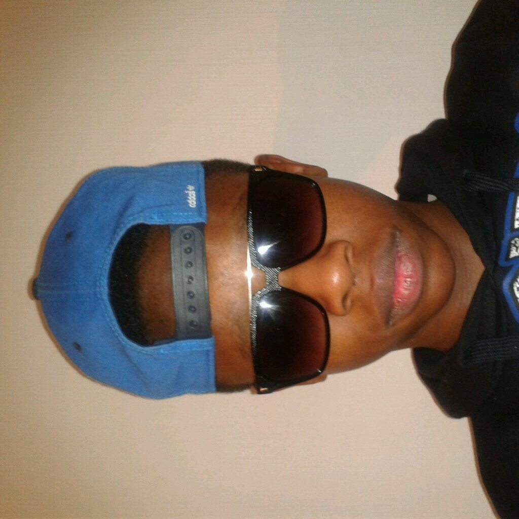 Je suis un Best parmi les vrais                instagram: Kamsou45