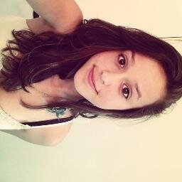 Nunca troque o que você mais quer na VIDA , por o que você mais quer no MOMENTO , pois os momentos passam e a vida continua ...