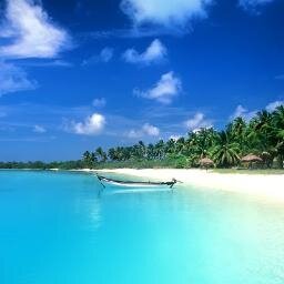 Showcasing the world's most beautiful beaches. We do not own any pictures.