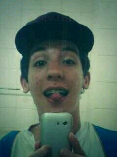 amo o ghizzi @isafeernandes aqui