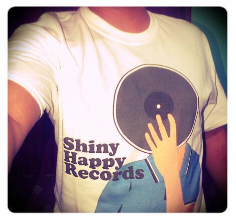 Email us: shinyhappyrecs@gmail.com. check our sounds at: https://t.co/KluWm1tVY5
sms/call us: 081297246628
physical release!