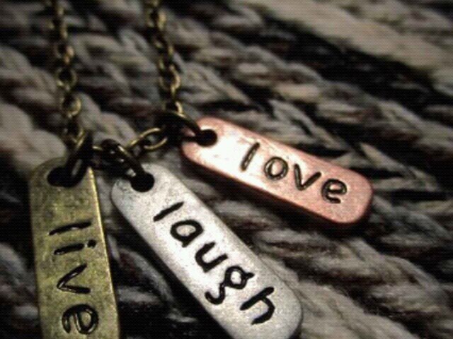 amberm29znz's profile picture. Love my  God, family, and living the dream