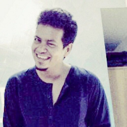 Do what makes you happy Be with who makes you smile Laugh as much as you breathe  Love as long as you live :)