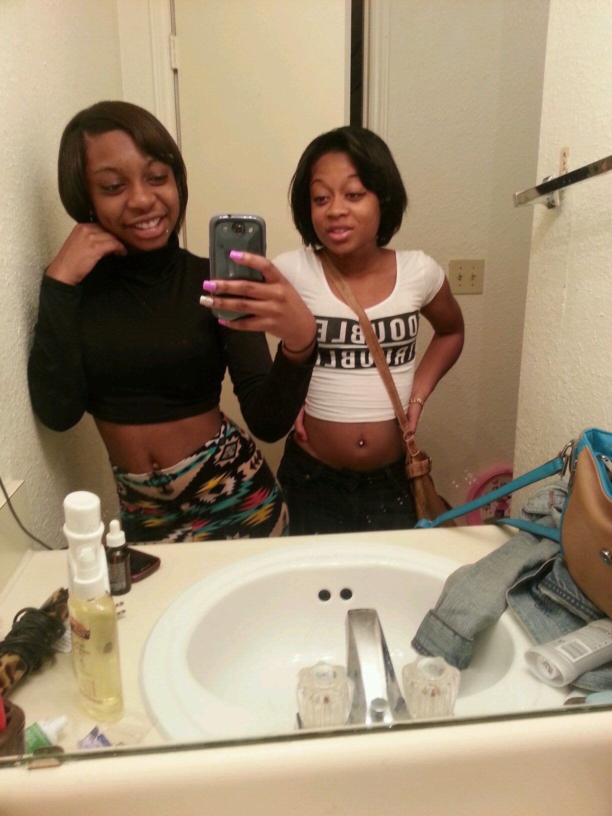 Single & Thuggin Follow __LadyBugg