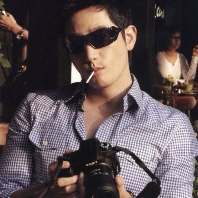 วันดีดี....ฉันเก็บความสุขใส่กระปุก.... วันไหนระทมทุกข์....ฉันแคะกระปุกเอาความสุขมาระลึกถึง.