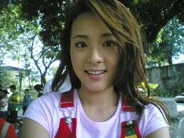 aisy_cuwin's profile picture. Menjadi diri sendiri lebih baik dari pada menjadi orang lain :)