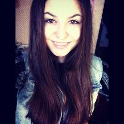 Brethany Mary Scott, 15, singer & write  my songs. 
Believe in yourself & live your life.