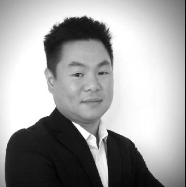 derekseto's profile picture. Father, Husband, Experience Designer, Hopeful Knicks Fan