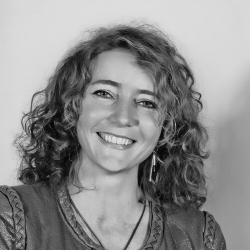 aafkeosse's profile picture. Founder van Sisterhood in Business (2014-heden) Founder, directeur Maak Ruimte (2011-heden) Founder partner Van Vieren (2004-2011) Senior consultant Berenschot