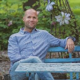 Commercial, adventure and travel photographer. Based in Sweden, working worldwide. Kickass photos. No more. No less.